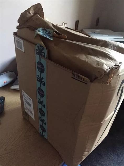 hermes damaged parcel